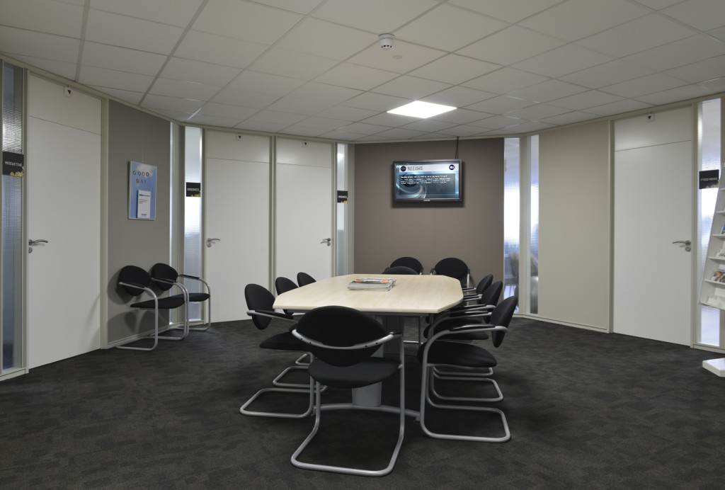 Bizpoint Roermond / 11produktieweg.jpg
