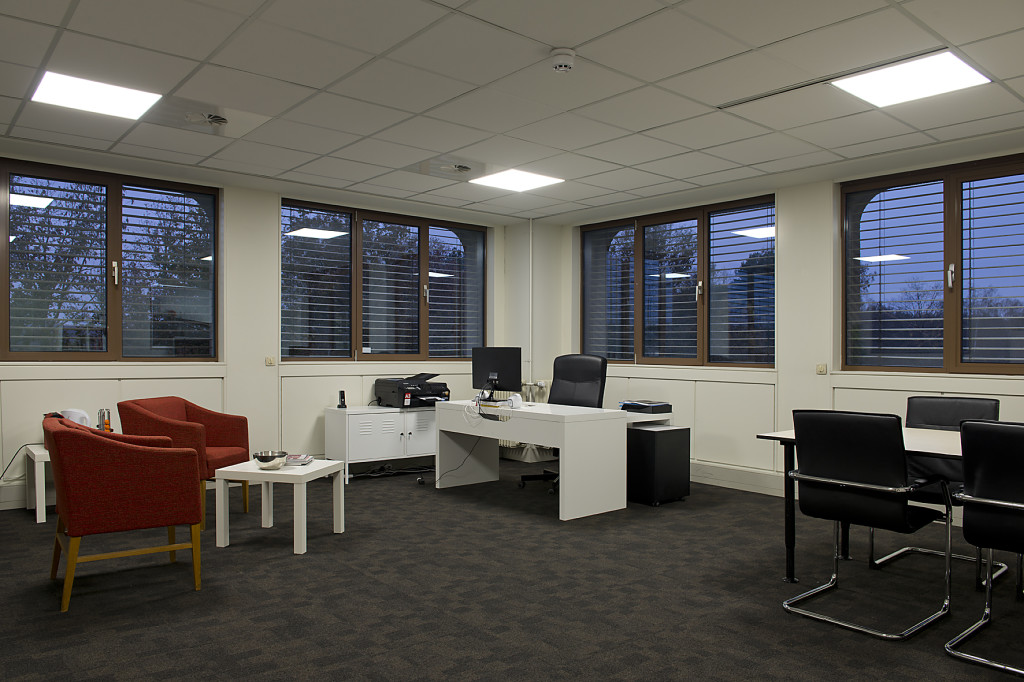 Bizpoint Roermond / 19produktieweg.jpg